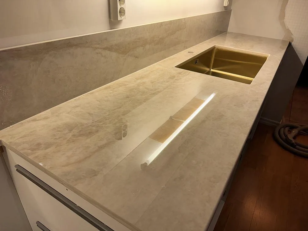 Køkkenbordplade i Dekton Arga, Ängelholm – billede 3