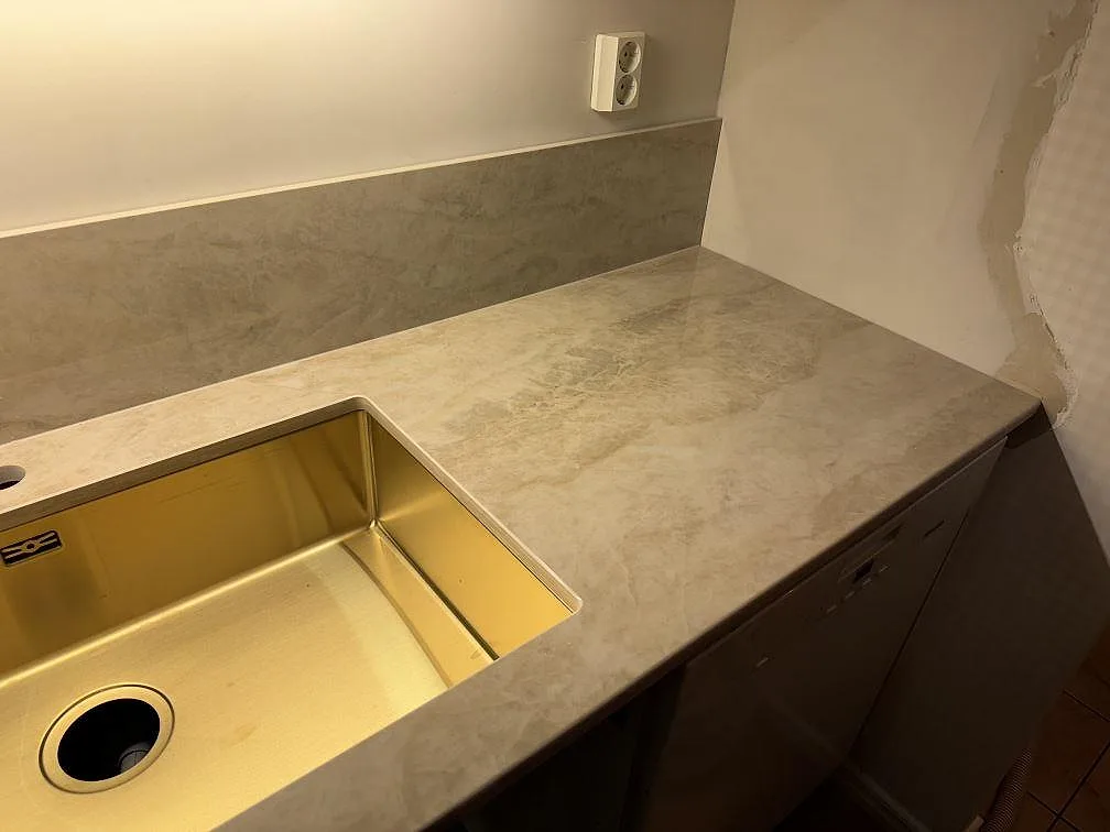 Køkkenbordplade i Dekton Arga, Ängelholm – billede 5