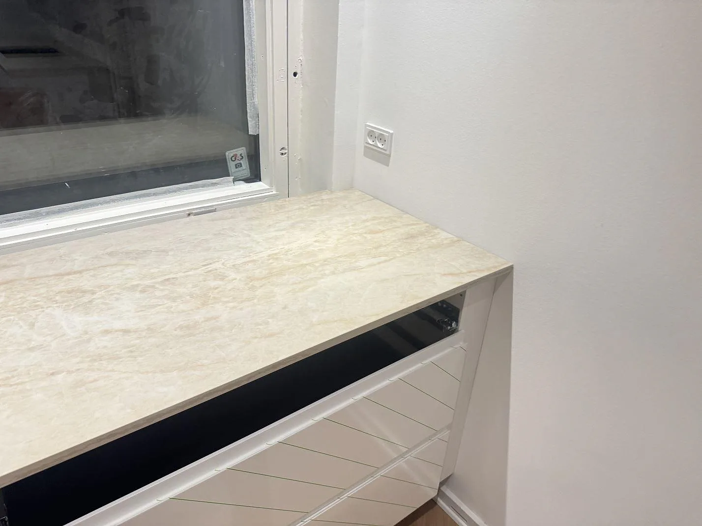 Køkkenbordplade i Dekton Arga, Albertslund – billede 7