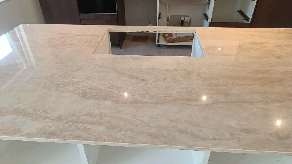 Køkkenbordplade i Dekton Arga, Alvesta – billede 5