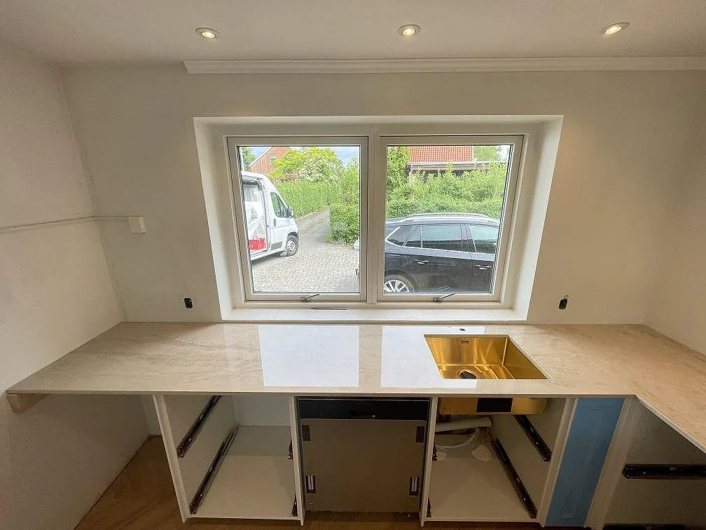 Køkkenbordplade i Dekton Arga, Bagsværd – billede 2