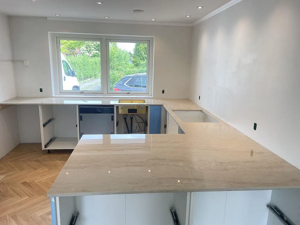 Gennemført projekt: Køkkenbordplade i Dekton Arga, Bagsværd.