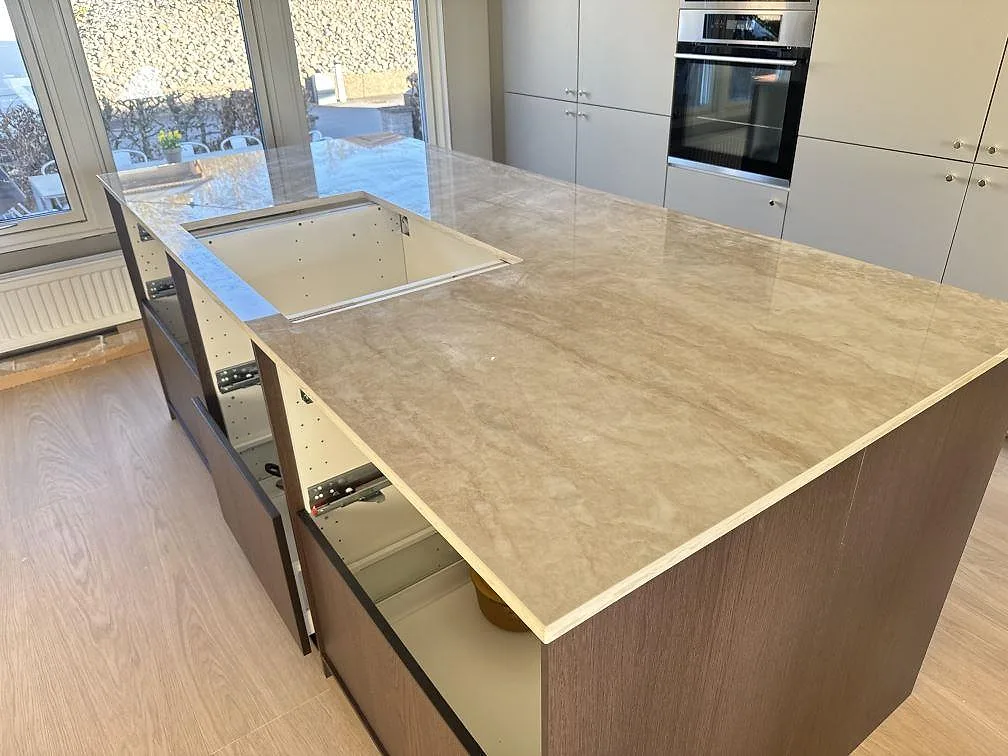 Køkkenbordplade i Dekton Arga, Bankeryd – billede 2