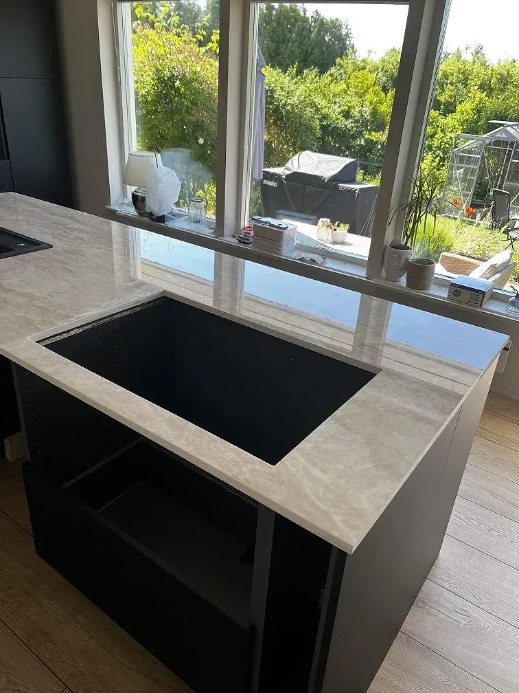 Køkkenbordplade i Dekton Arga, Bromölla – billede 3