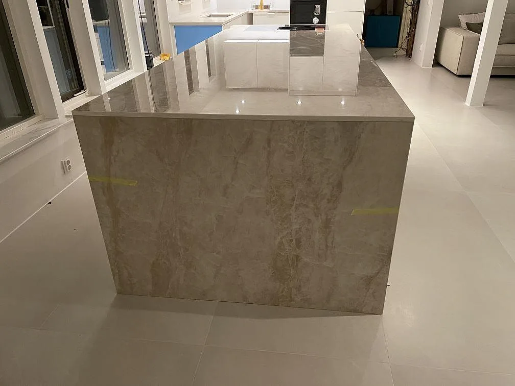 Køkkenbordplade i Dekton Arga, Bunkeflostrand