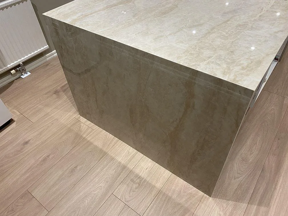 Køkkenbordplade i Dekton Arga, Fjärås – billede 8