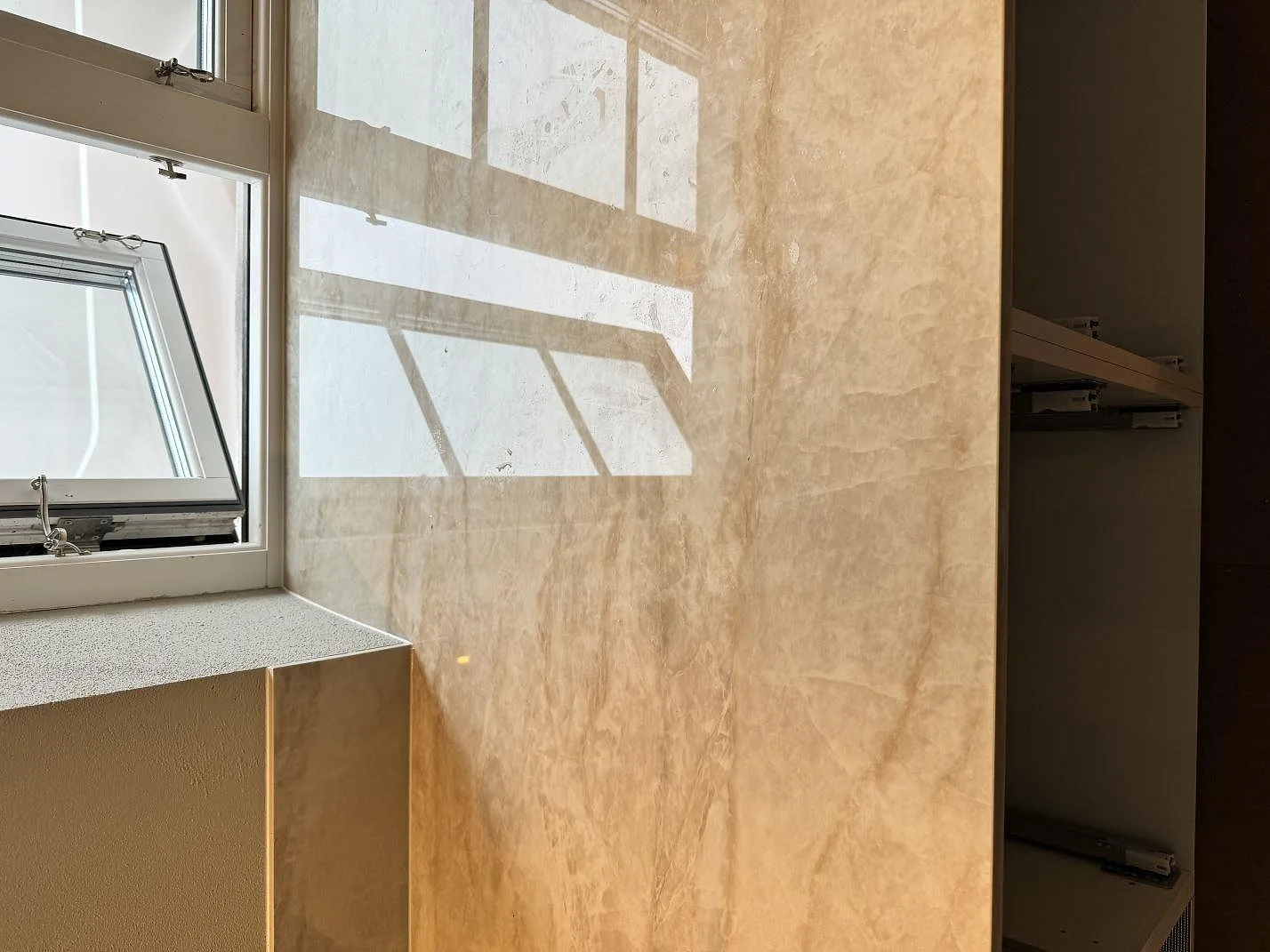 Køkkenbordplade i Dekton Arga, Gärsnäs – billede 6