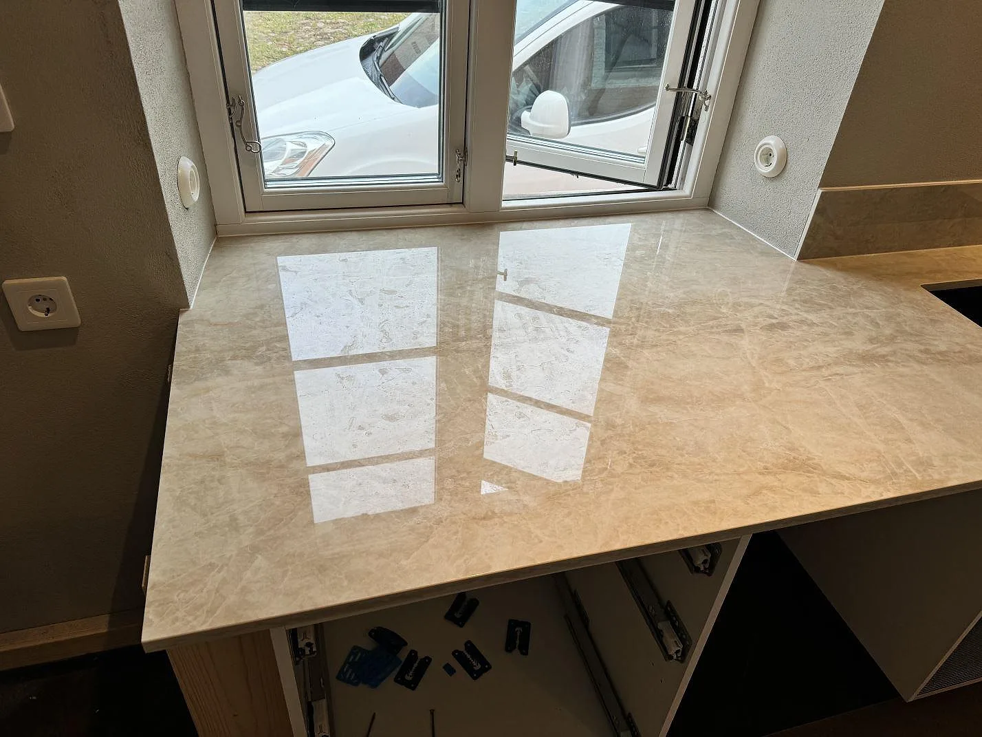 Køkkenbordplade i Dekton Arga, Gärsnäs – billede 3