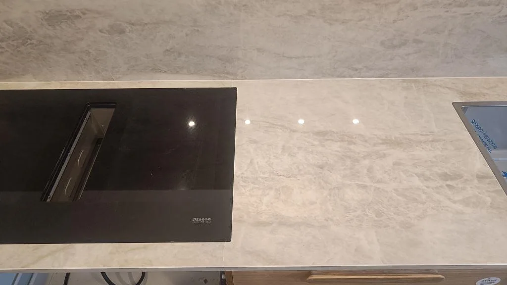 Køkkenbordplade i Dekton Arga, Glostrup – billede 5