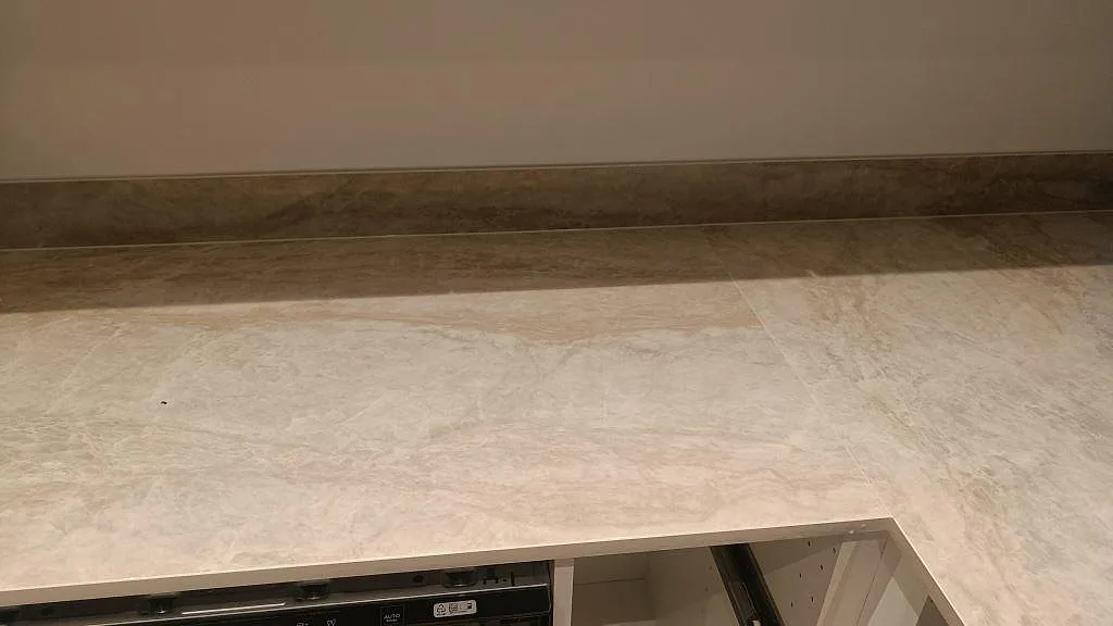 Køkkenbordplade i Dekton Arga, Göteborg – billede 5