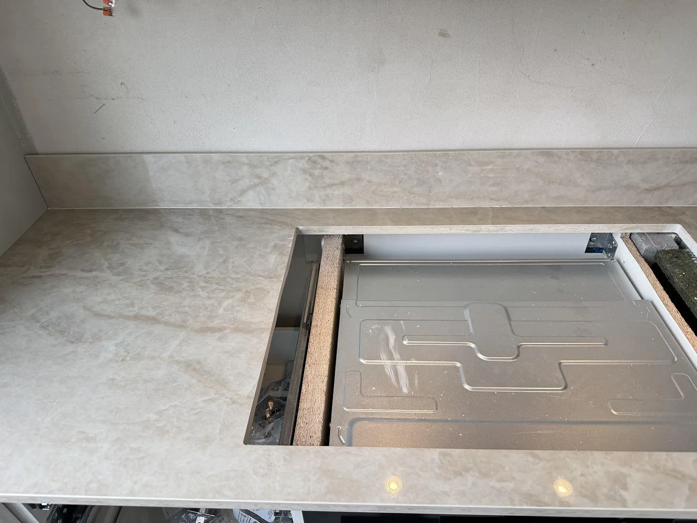 Køkkenbordplade i Dekton Arga, Göteborg – billede 7