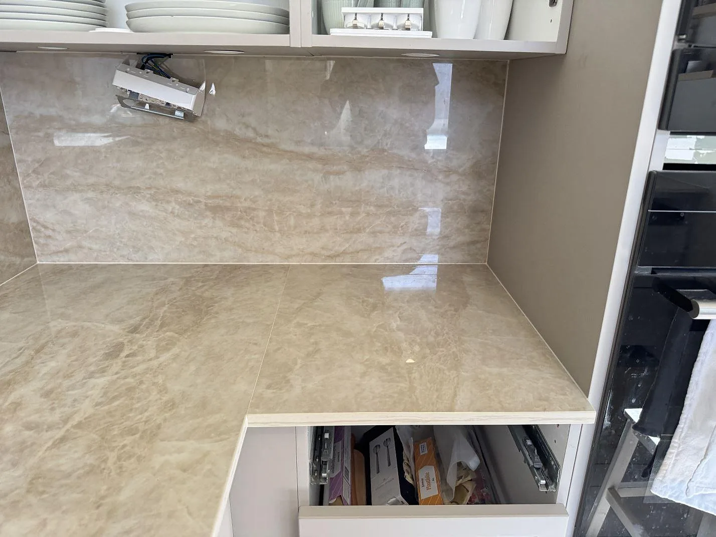 Køkkenbordplade i Dekton Arga, Göteborg – billede 6