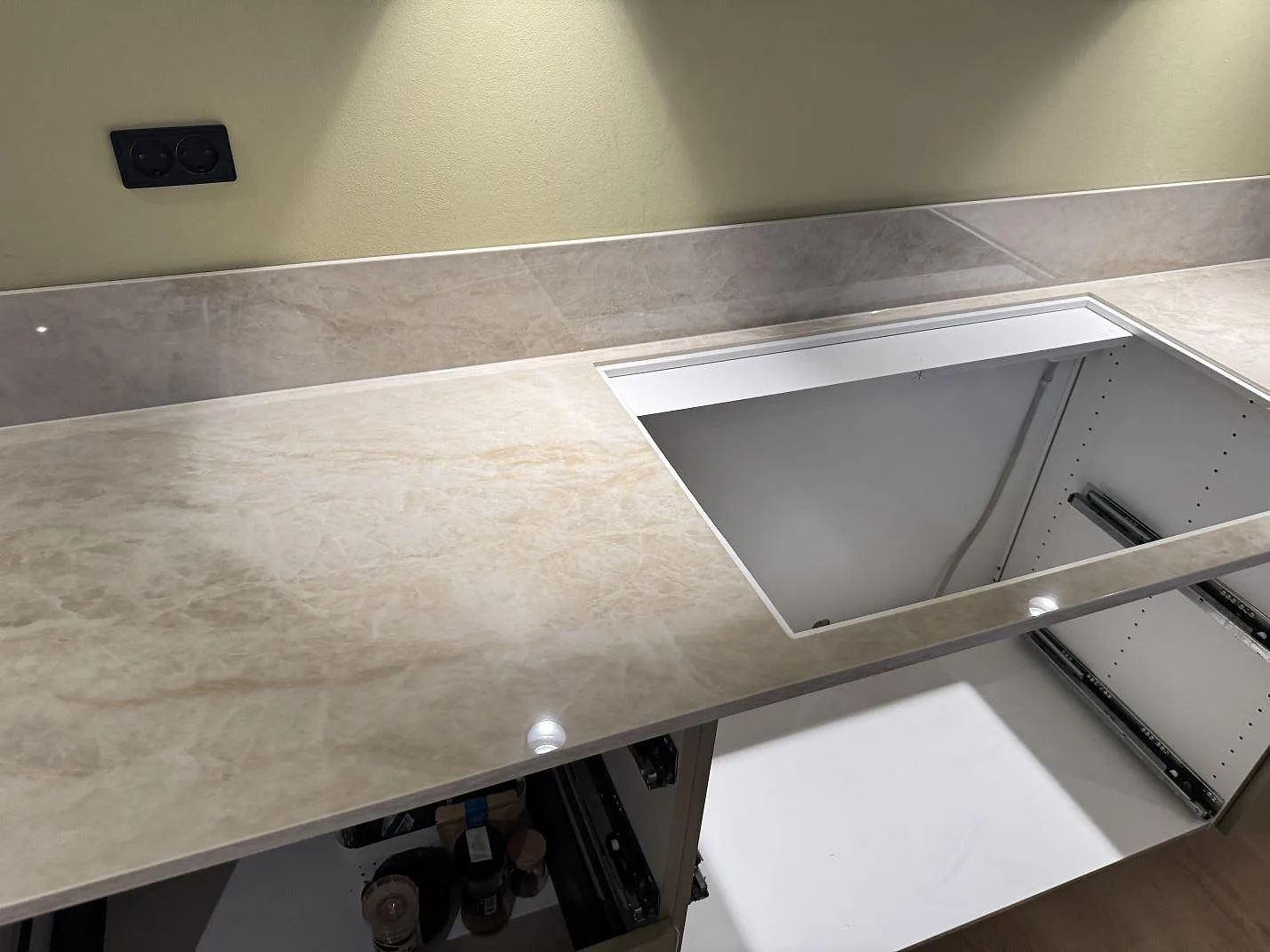 Køkkenbordplade i Dekton Arga, Greve – billede 4