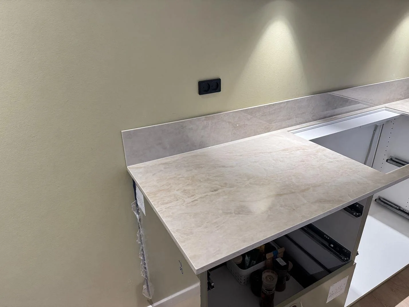 Køkkenbordplade i Dekton Arga, Greve – billede 5