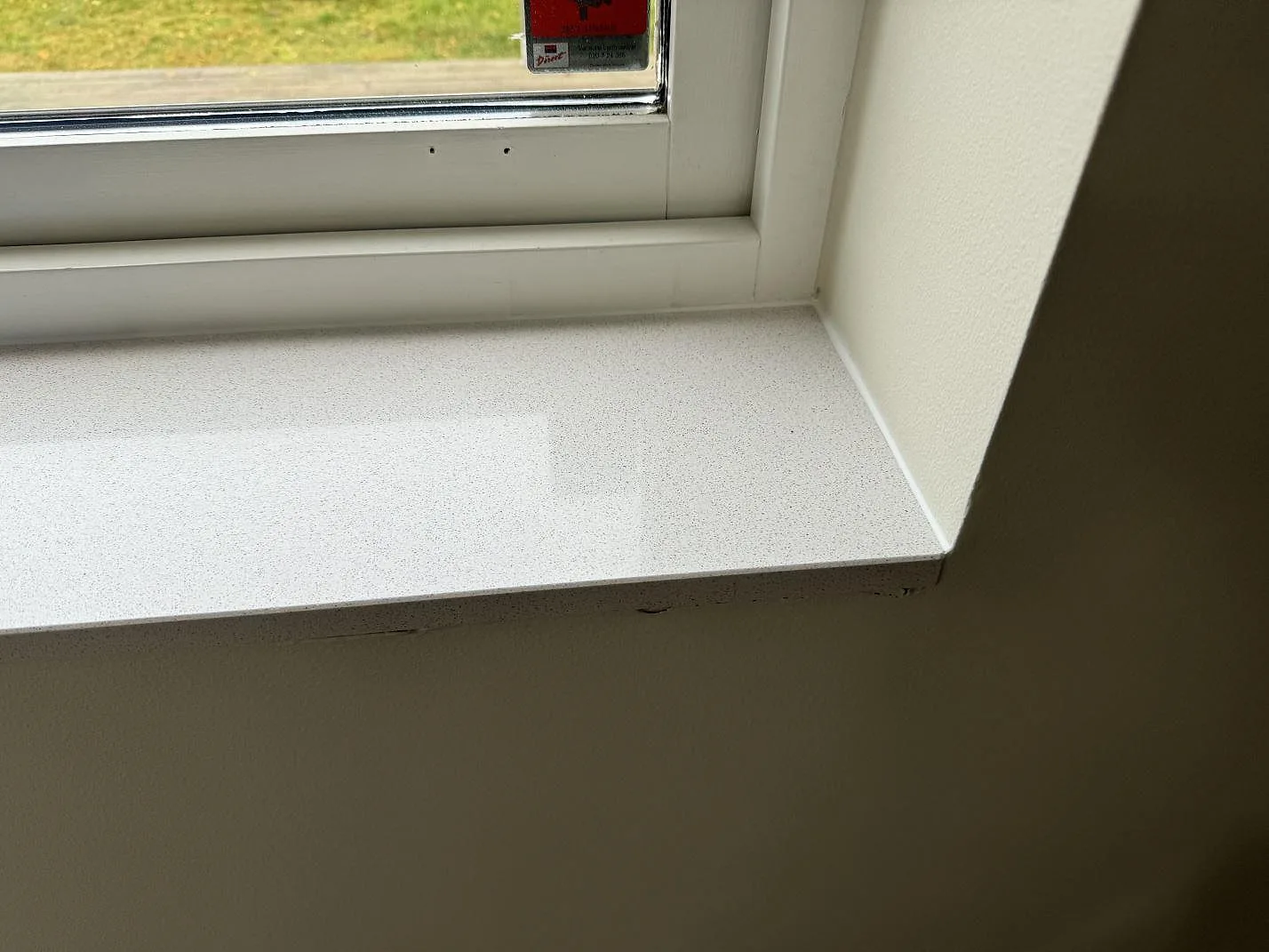 Vindueskarme i Dekton Arga, Höllviken – billede 7