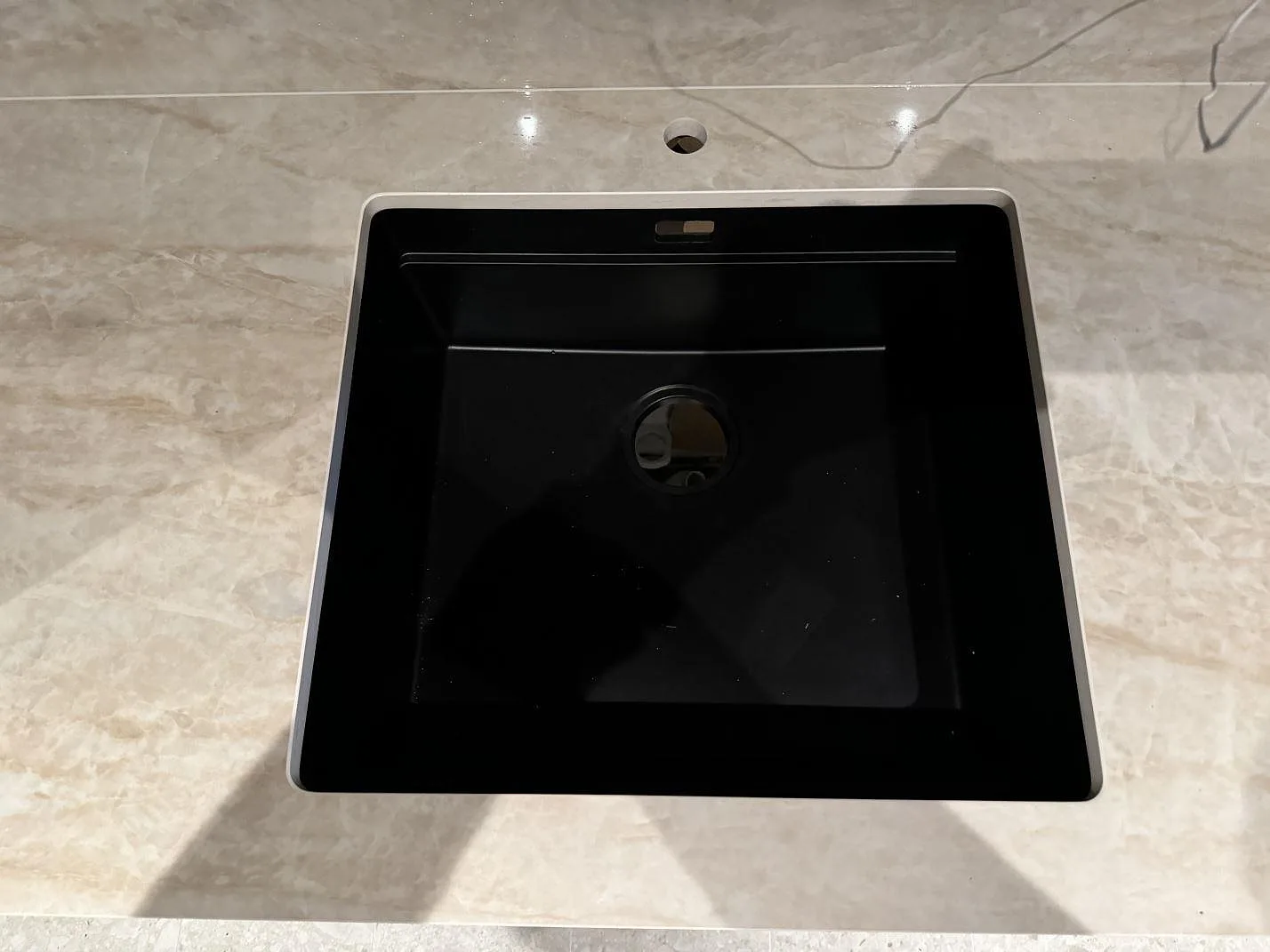 Køkkenbordplade i Dekton Arga, Höllviken – billede 4