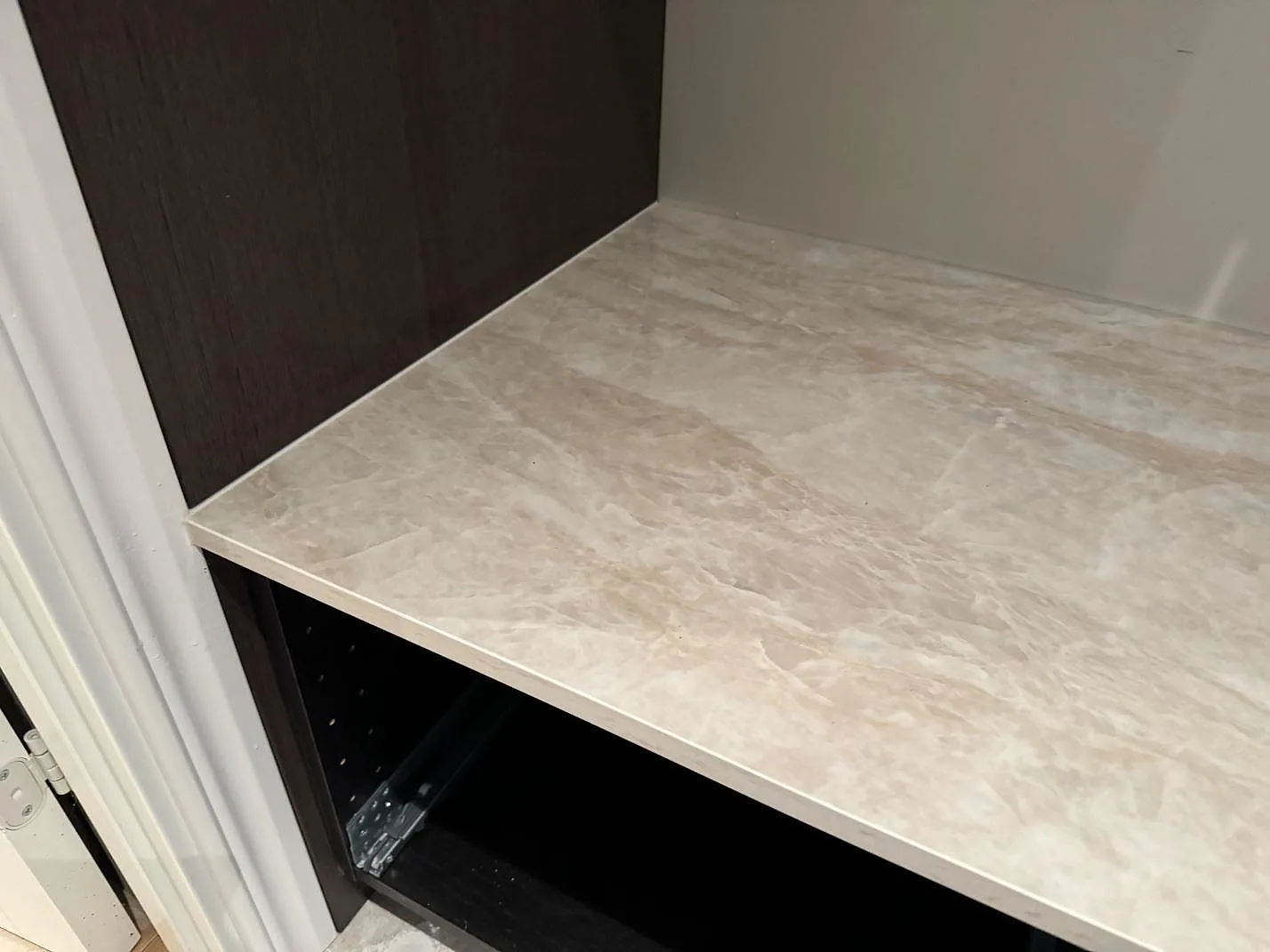 Køkkenbordplade i Dekton Arga, Höllviken – billede 7