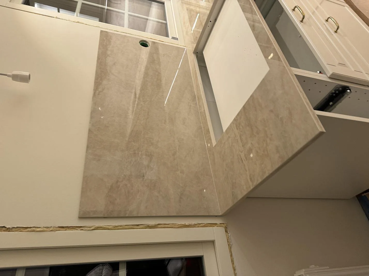 Bordplade i Dekton Arga, Höllviken – billede 2