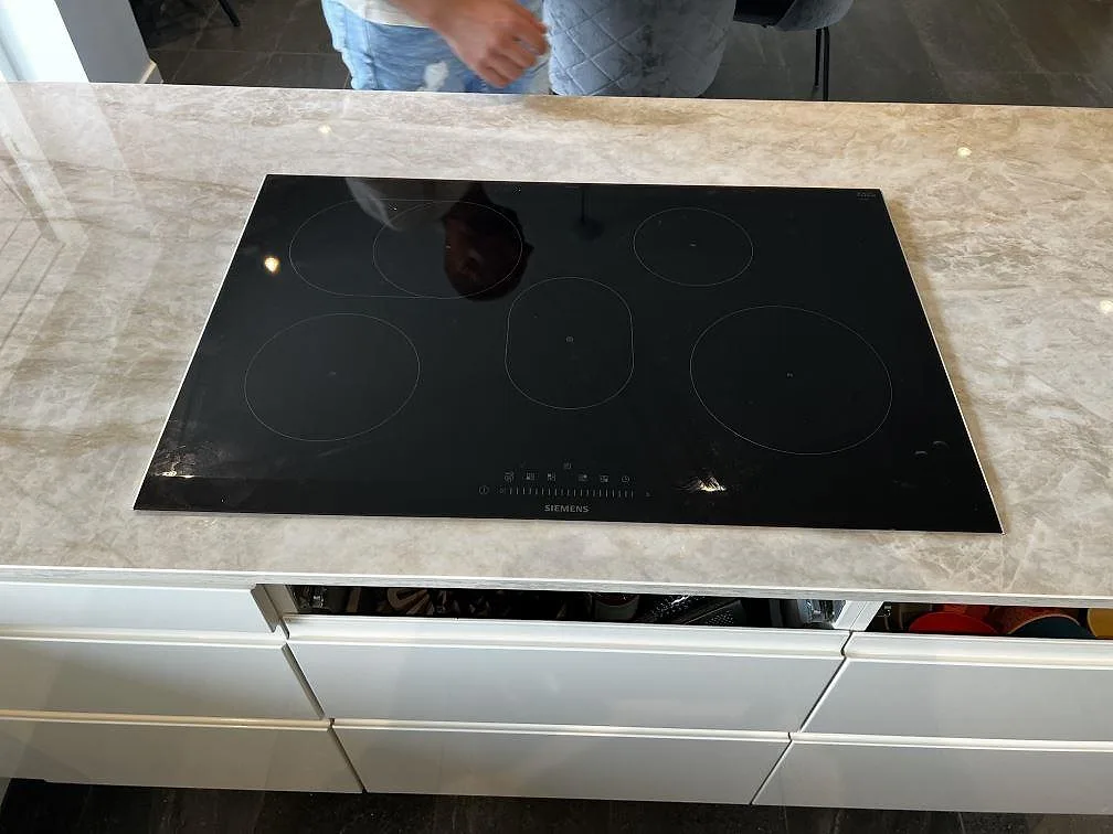 Køkkenbordplade i Dekton Arga, Hörby – billede 5