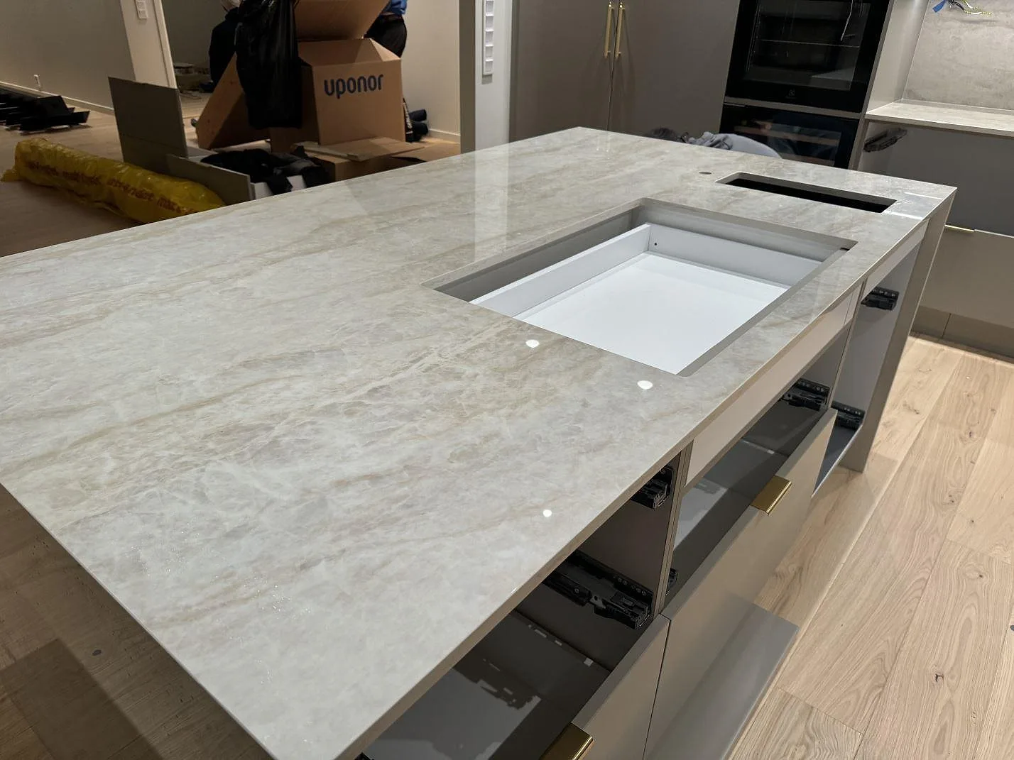 Køkkenbordplade i Dekton Arga, Hunnebostrand – billede 2