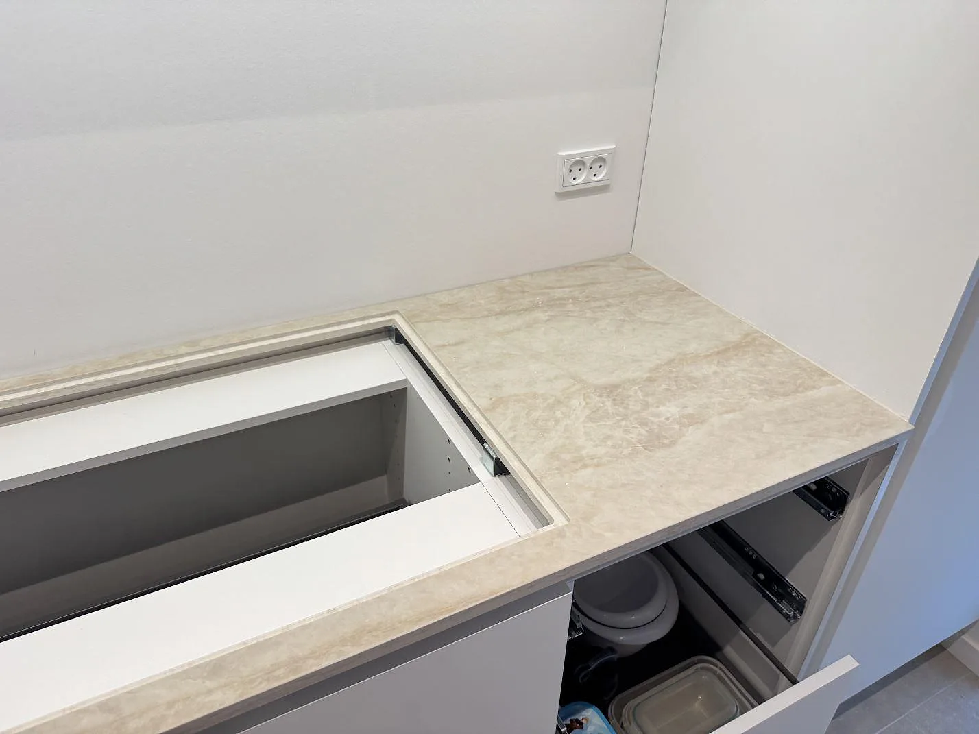 Køkkenbordplade i Dekton Arga, Hvidovre – billede 7
