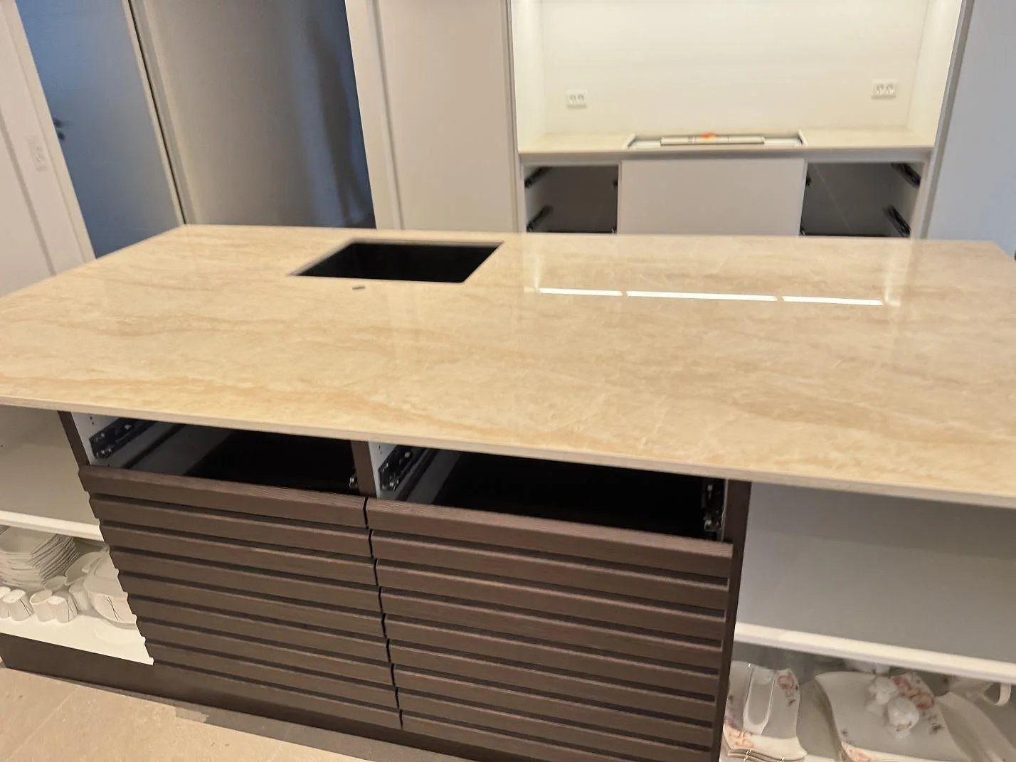 Køkkenbordplade i Dekton Arga, Hvidovre – billede 3