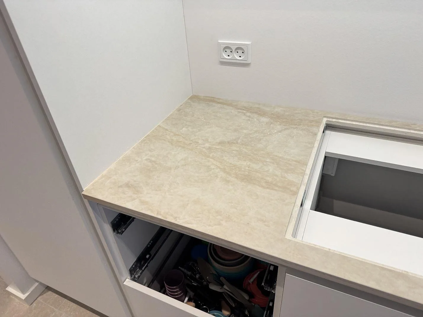 Køkkenbordplade i Dekton Arga, Hvidovre – billede 6