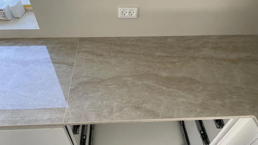 Køkkenbordplade i Dekton Arga, Ishöj – billede 7