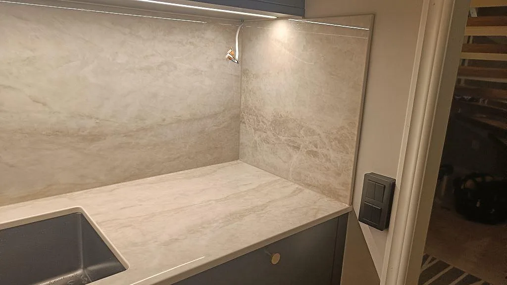 Køkkenbordplade i Dekton Arga, Kalmar – billede 8