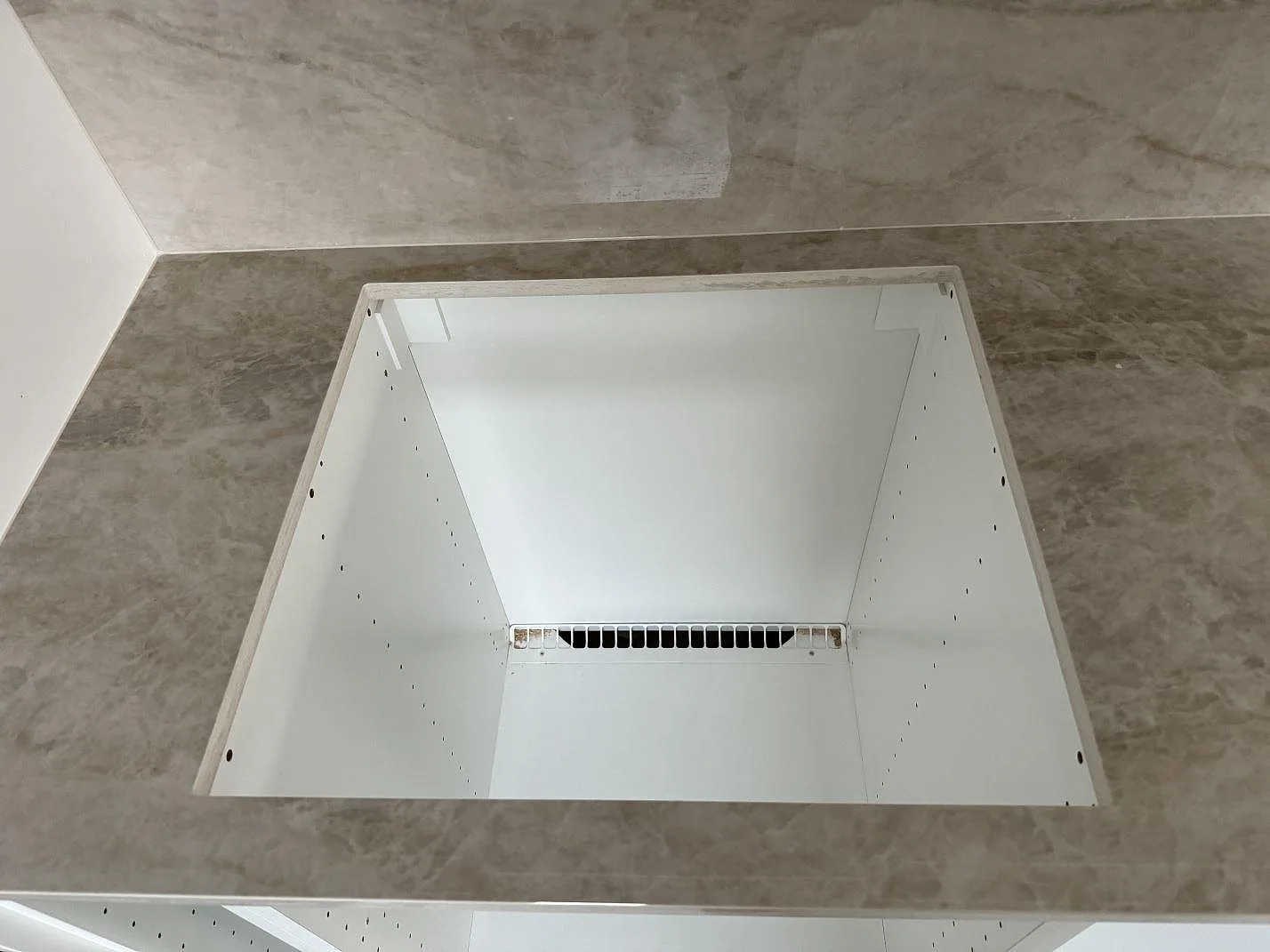 Køkkenbordplade i Dekton Arga, Kalmar – billede 7