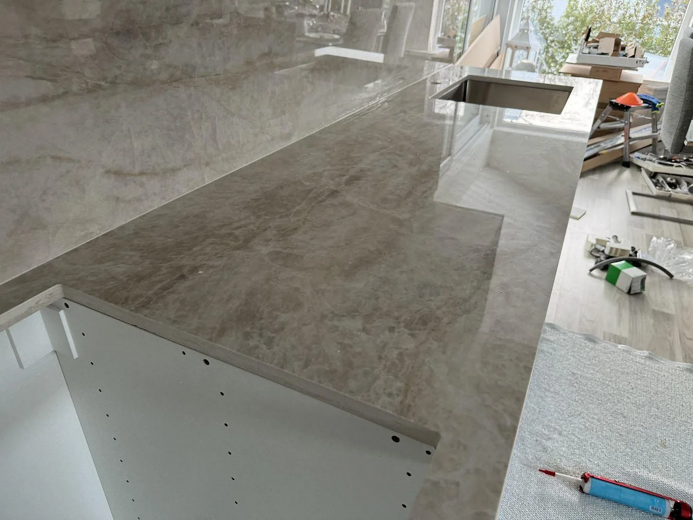 Køkkenbordplade i Dekton Arga, Kalmar – billede 5
