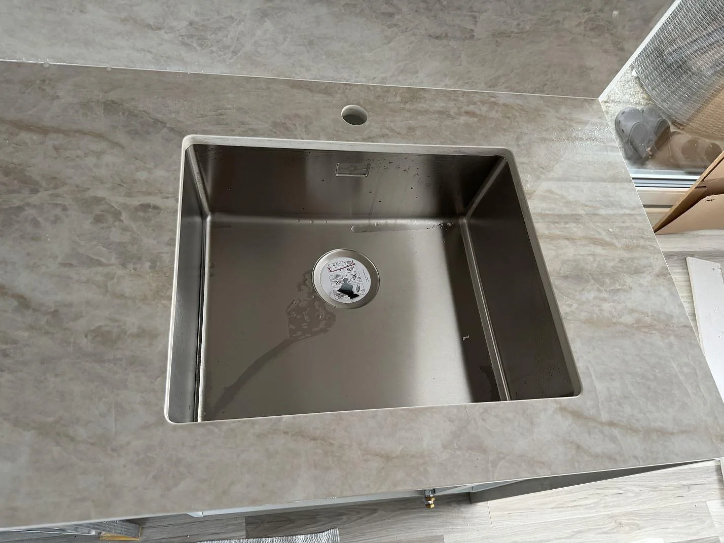Køkkenbordplade i Dekton Arga, Kalmar – billede 4