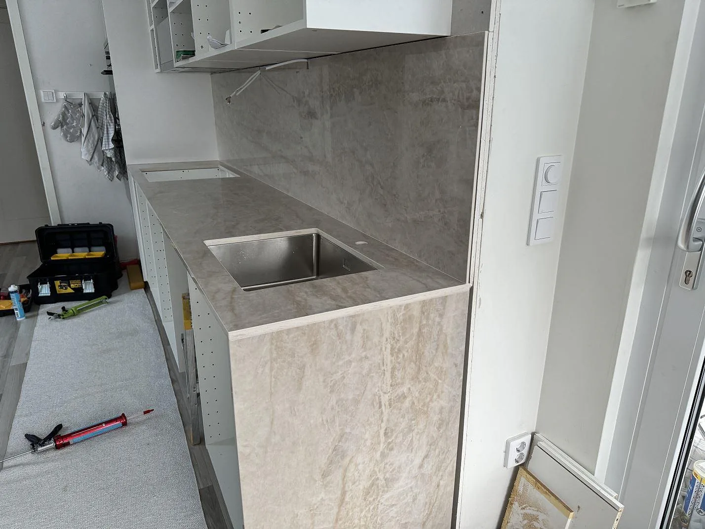 Køkkenbordplade i Dekton Arga, Kalmar – billede 3