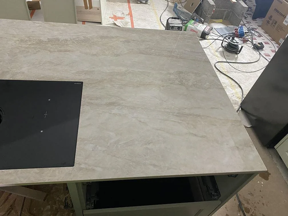 Køkkenbordplade i Dekton Arga, Kareby – billede 7