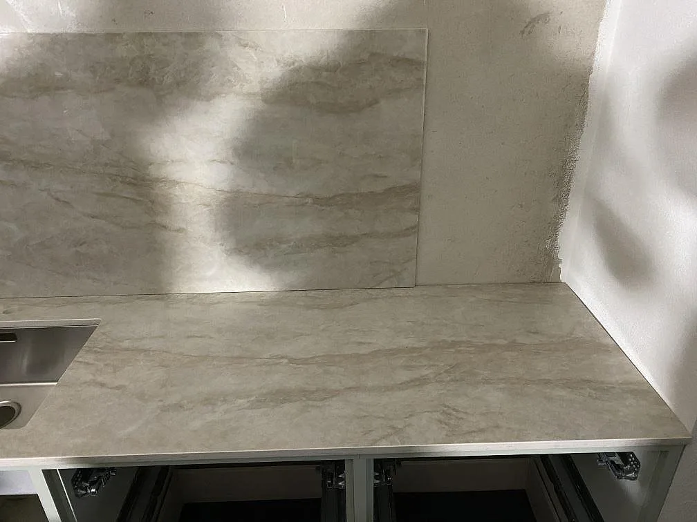 Køkkenbordplade i Dekton Arga, Kareby – billede 3