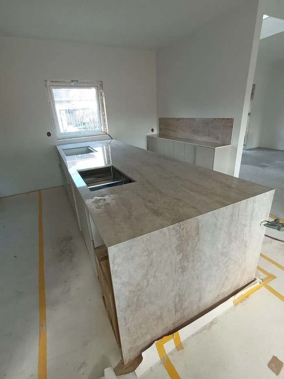 Køkkenbordplade i Dekton Arga, Karlstad – billede 2
