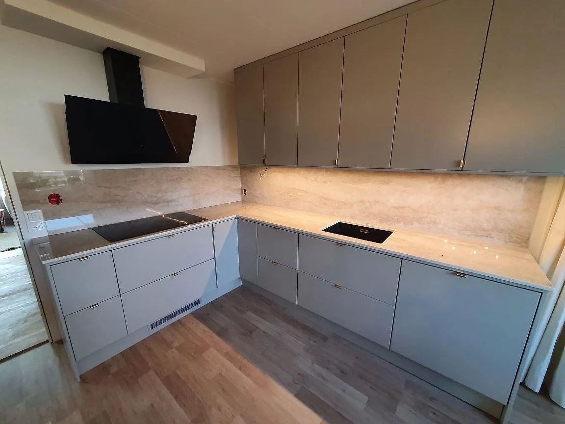 Køkkenbordplade i Dekton Arga, Knutby