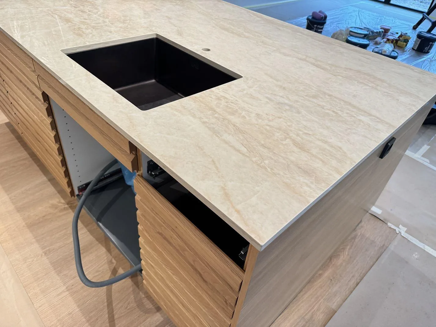 Køkkenbordplade i Dekton Arga, København S – billede 2