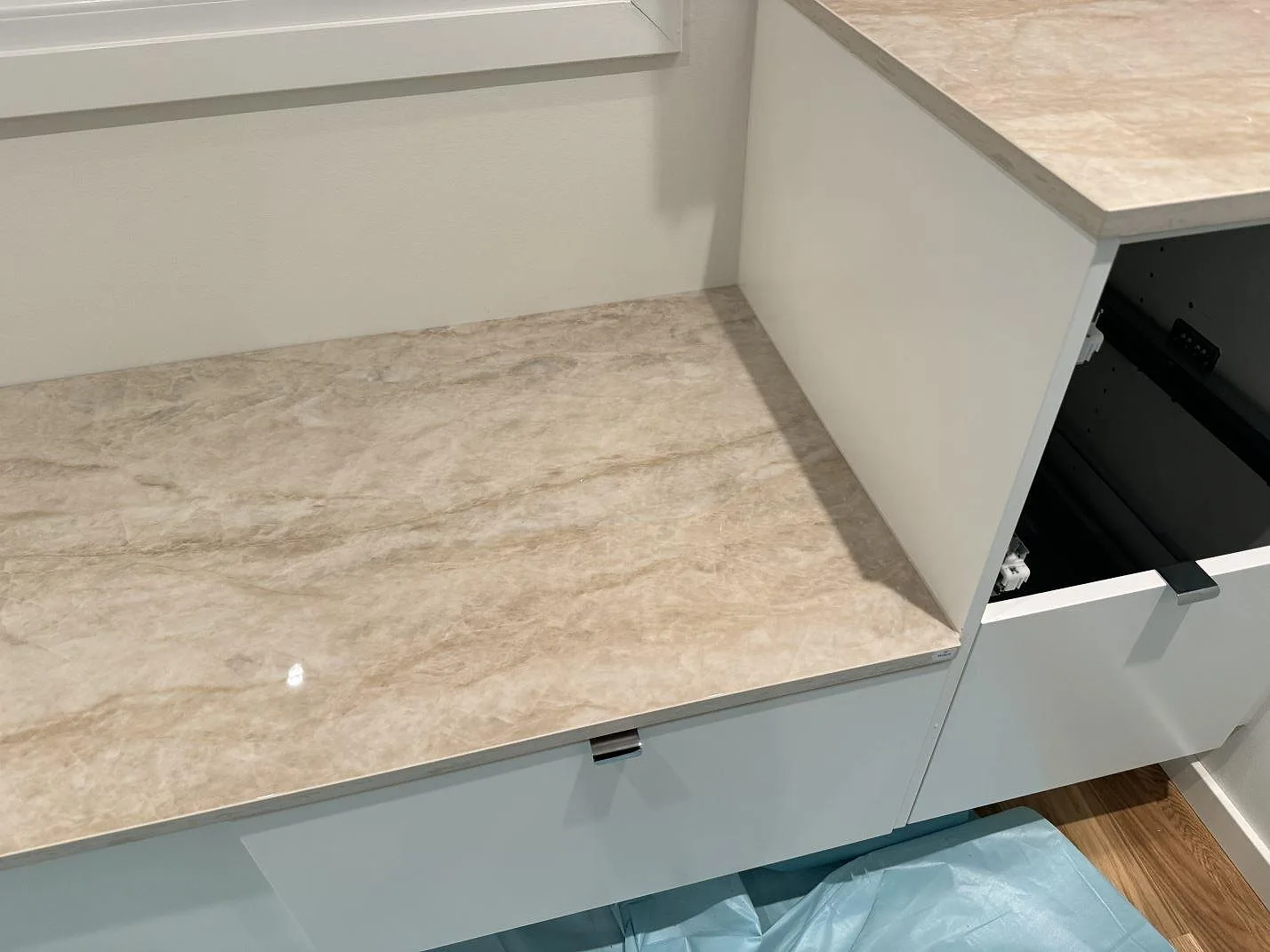 Køkkenbordplade i Dekton Arga, Kristianstad – billede 8