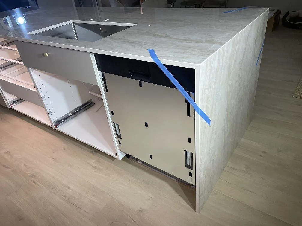 Køkkenbordplade i Dekton Arga, Kullavik – billede 2