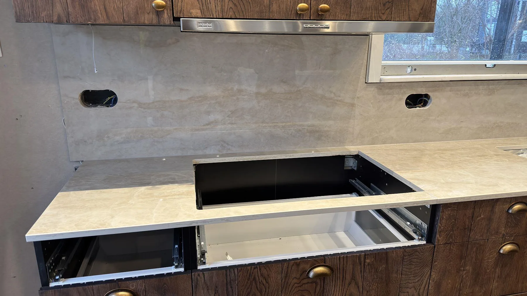 Køkkenbordplade i Dekton Arga, Lidingö – billede 4
