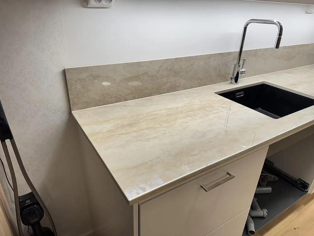 Køkkenbordplade i Dekton Arga, Lomma – billede 2