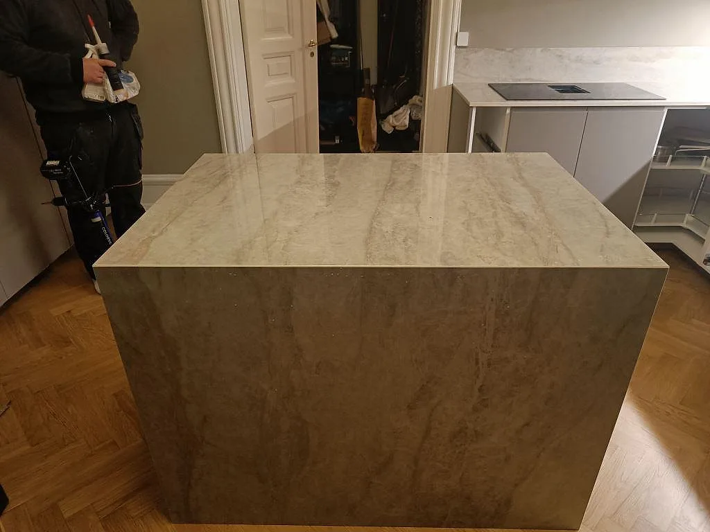 Køkkenbordplade i Dekton Arga, Malmö – billede 3