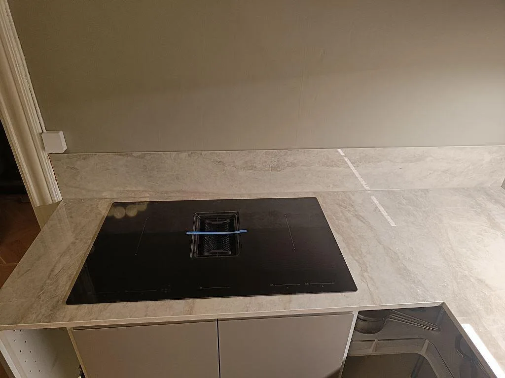 Køkkenbordplade i Dekton Arga, Malmö – billede 5