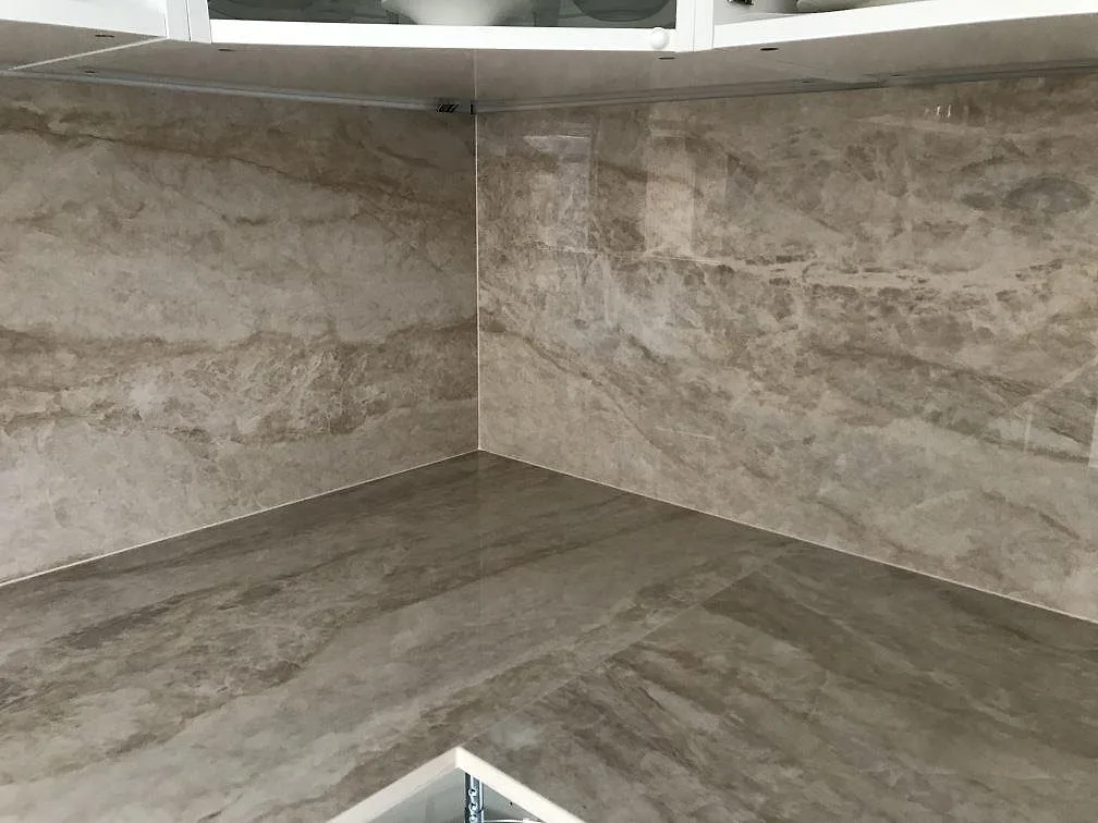 Køkkenbordplade i Dekton Arga, Malmö – billede 7
