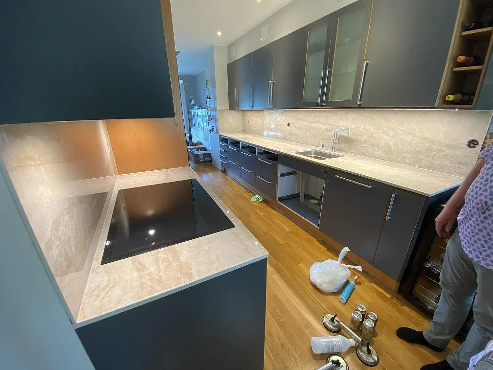 Køkkenbordplade i Dekton Arga, Malmö – billede 3