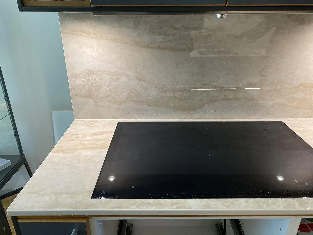 Køkkenbordplade i Dekton Arga, Malmö – billede 7