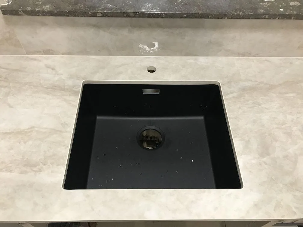 Køkkenbordplade i Dekton Arga, Malmö – billede 5