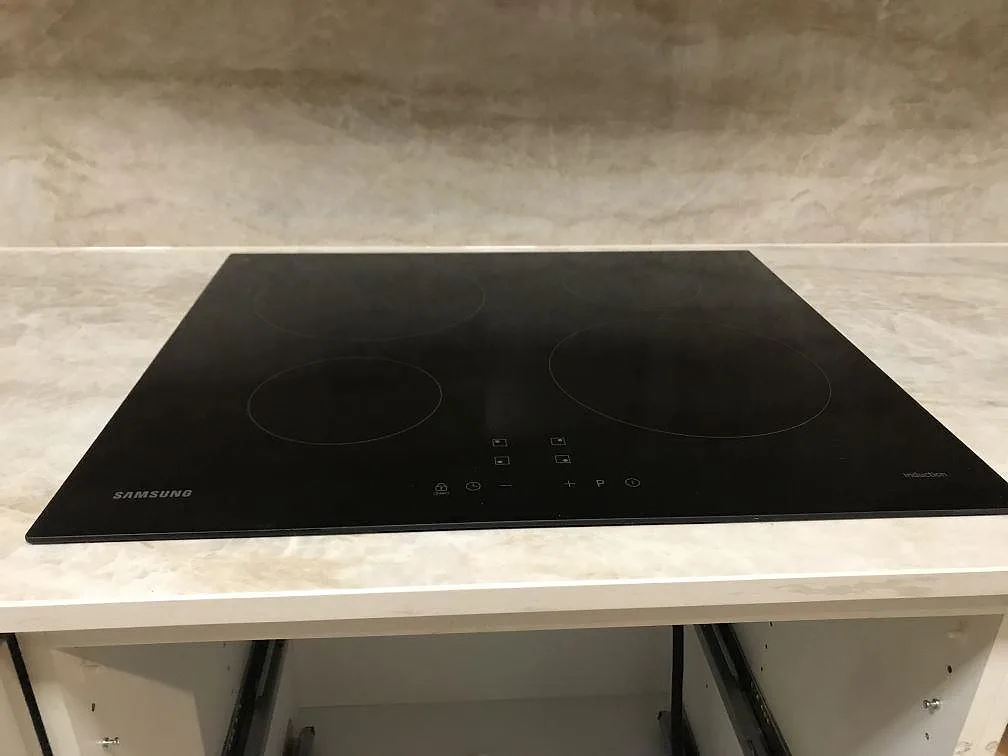 Køkkenbordplade i Dekton Arga, Malmö – billede 7