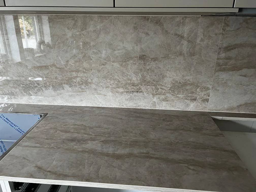 Køkkenbordplade i Dekton Arga, Malmö – billede 3